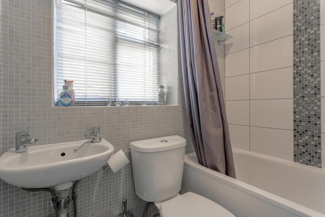 Stylish 1 Bed Apartment Near Battersea Park Londres Extérieur photo